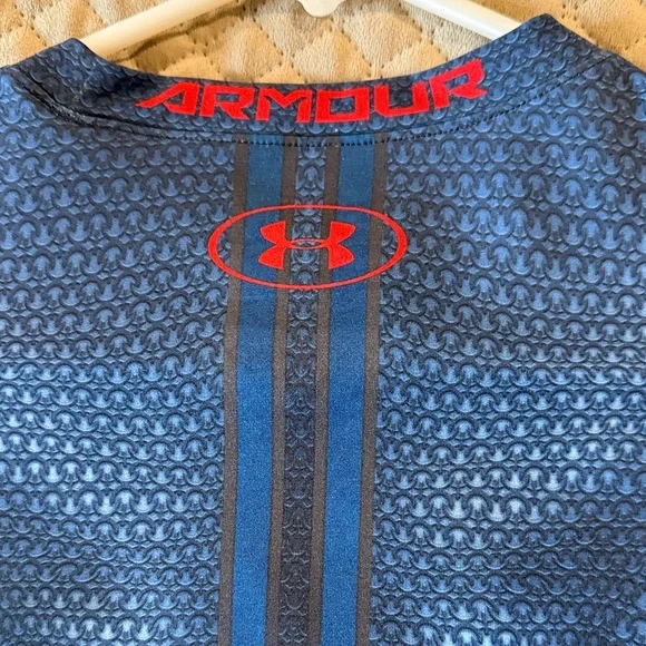 Under Armour Navy Superman Logo Tee - Picture 5 of 5